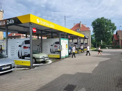 Banieczka - Bezdotykowa Myjnia Samochodowa